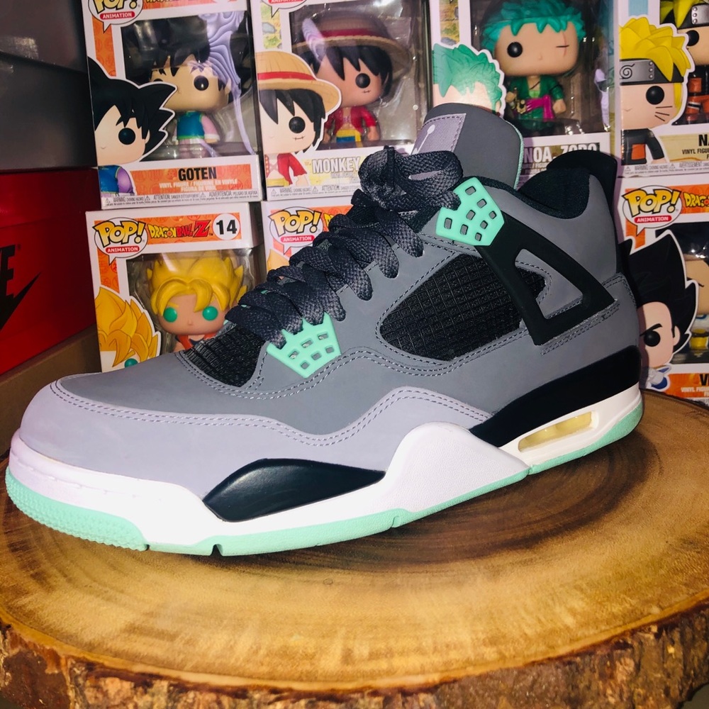 Jordan 4 retro